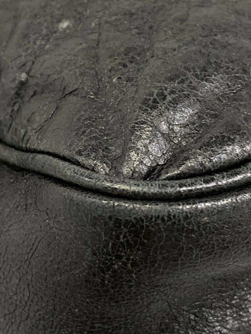 BALENCIAGA The Giant Hip 237203 Black Leather Shoulder Bag - Picture 6 of 15
